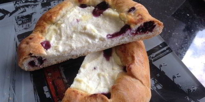 Рецепт ватрушек с сюрпризом