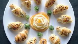 Рецепт Закусочных круассанов с красной рыбой