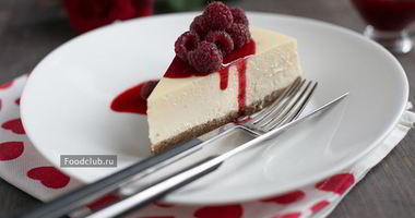 Рецепт Лаймового чизкейка с малиновым соусом
