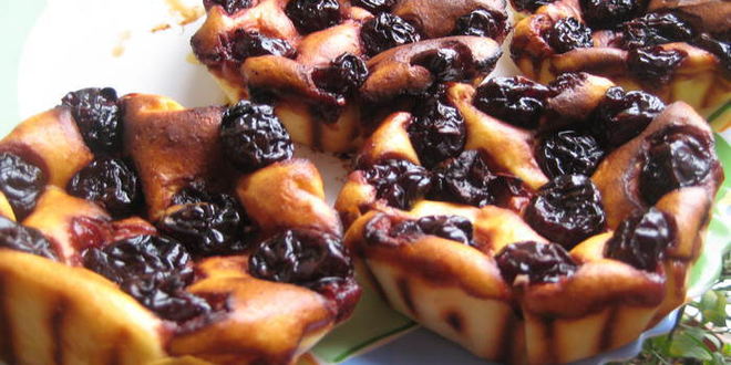 Рецепт мини-чизкейков с вишней