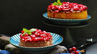 Рецепт Шоколадного чизкейка с желированной вишней