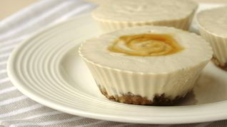 Рецепт Вегетарианских мини-чизкейков без выпечки