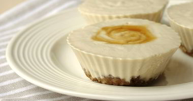 Рецепт Вегетарианских мини-чизкейков без выпечки