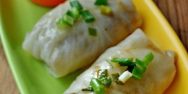 Рецепт капустных конвертиков со свининой и овощами