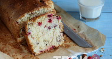 Рецепт Кекса с клюквой и орехами