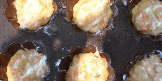 Рецепт морковных кексов с физалисом и корицей
