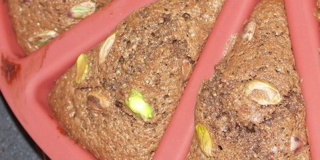 Рецепт шоколадных кексов с фисташками