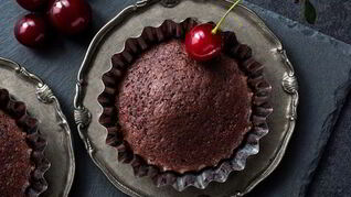 Рецепт Шоколадных кексов с вишней