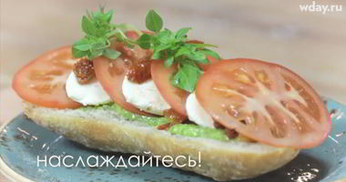 Рецепт Чиабатты с соусом песто, моцареллой и томатами