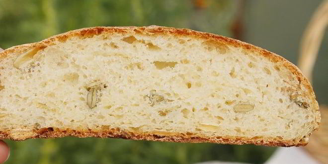 Рецепт картофельного хлеба с тыквенными семечками