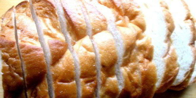 Рецепт сырного хрустящего батона с чесноком