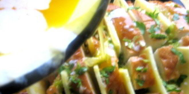 Рецепт сырного хрустящего батона с чесноком