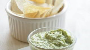 Рецепт Чипсов из лаваша с соусом из авокадо