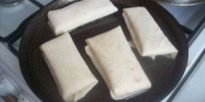 Рецепт конвертиков из лаваша с ветчиной и сыром