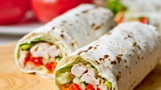 Рецепт Ролла из лаваша с курицей и овощами