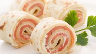 Рецепт Рулетов с семгой в лаваше