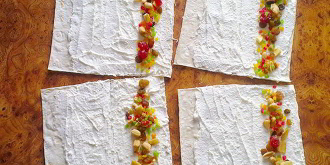 Рецепт творожных рулетиков с лавашом