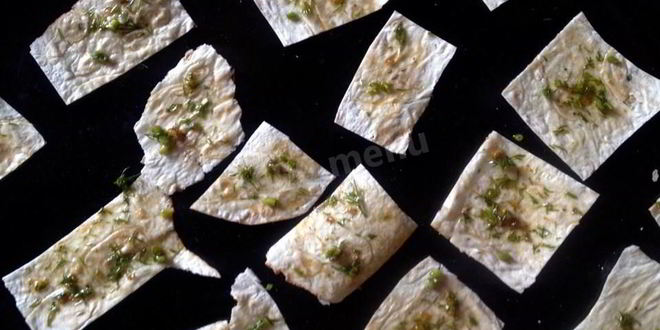 Рецепт вкусных чипсов из лаваша с чесноком