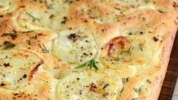 Рецепт Фокаччи с картофелем и розмарином