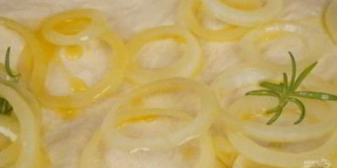 Рецепт фокаччи с луком на дрожжевом тесте