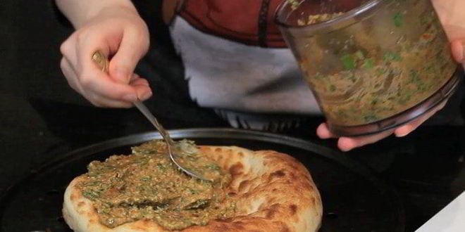 Рецепт пряной лепешки с сыром