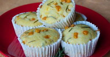 Рецепт Кукурузных маффинов с розмарином