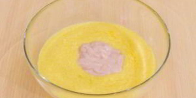 Рецепт маффинов с клубникой и базиликом на клубничном йогурте