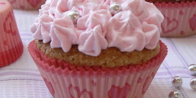 Рецепт маффинов с красной смородиной