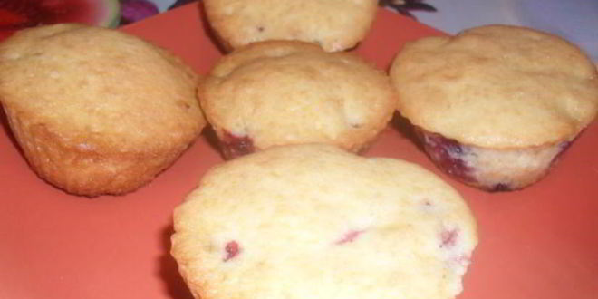 Рецепт Маффинов со свежей смородиной