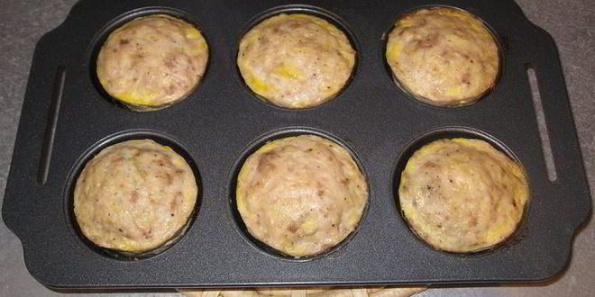 Рецепт мясных маффинов с овощной начинкой