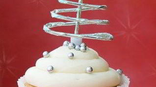 Рецепт Новогодних маффинов с белым и темным шоколадом