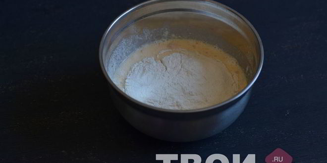 Рецепт закусочных маффинов с ветчиной и сыром