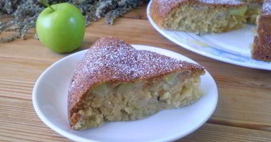 Рецепт Манника с яблоками на кефире