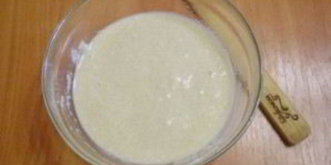 Рецепт манника с яблоками на кефире