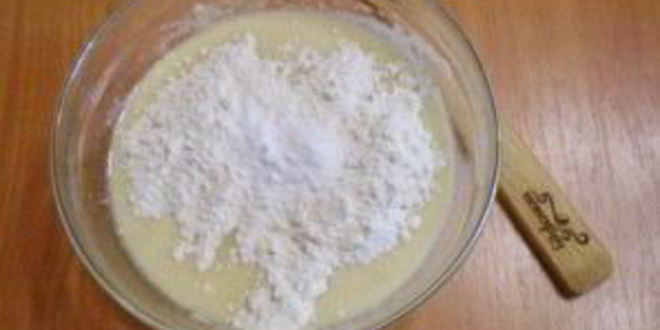 Рецепт манника с яблоками на кефире