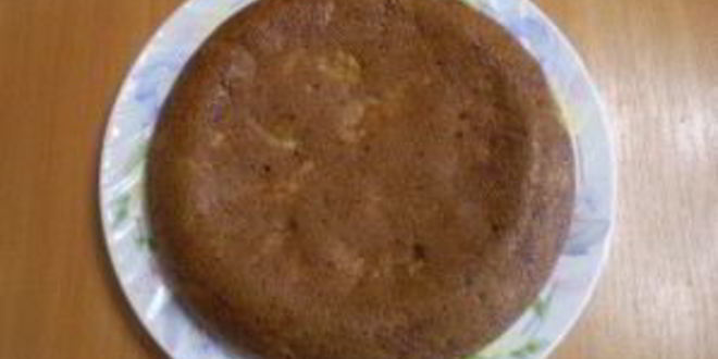 Рецепт манника с яблоками на кефире