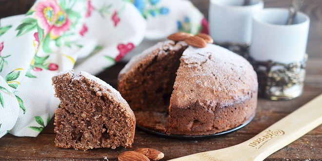 Рецепт Постного шоколадного манника с миндалем