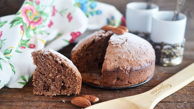 Рецепт постного шоколадного манника с миндалем