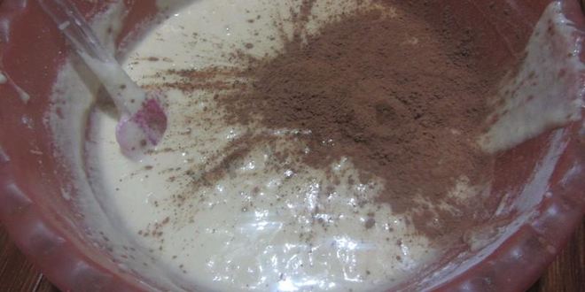 Рецепт шоколадного манника на кефире в мультиварке