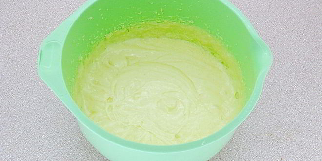 Рецепт шоколадного манника на сметане