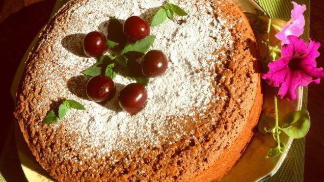 Рецепт шоколадного манника с вишней