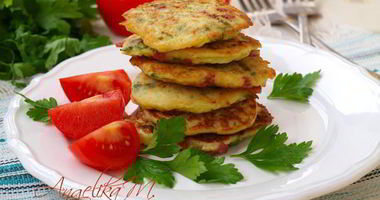 Рецепт Кабачковых оладий с колбасой