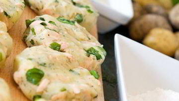 Рецепт Картофельных оладий с семгой