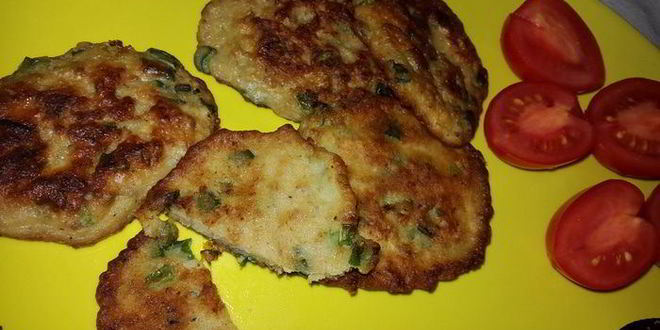 Рецепт Мясных оладий с зеленым луком