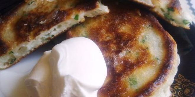 Рецепт оладушек с зеленым луком