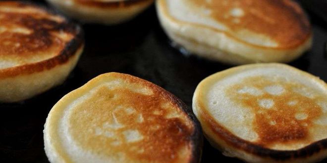 Рецепт оладий на кислом молоке без яиц