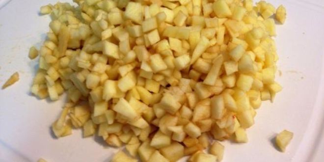 Рецепт оладий яблочно-кабачковые с творогом