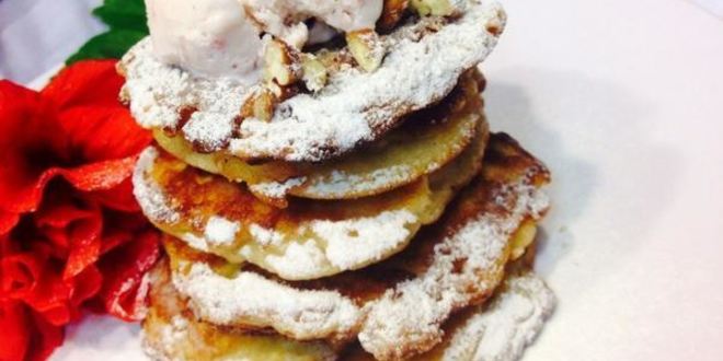 Рецепт оладий яблочно-кабачковые с творогом