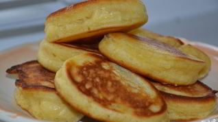 Рецепт Пышных оладий на дрожжах