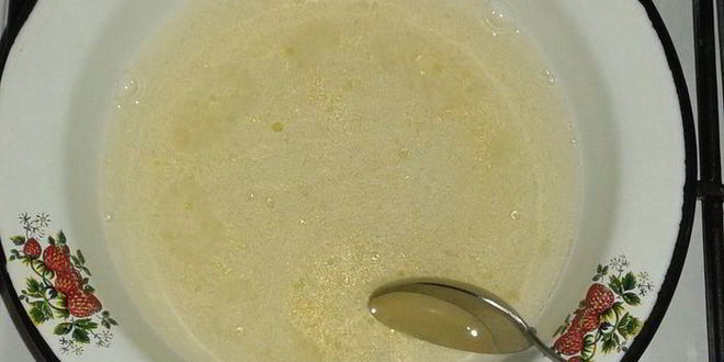 Рецепт фруктово-сметанного желе с печеньем